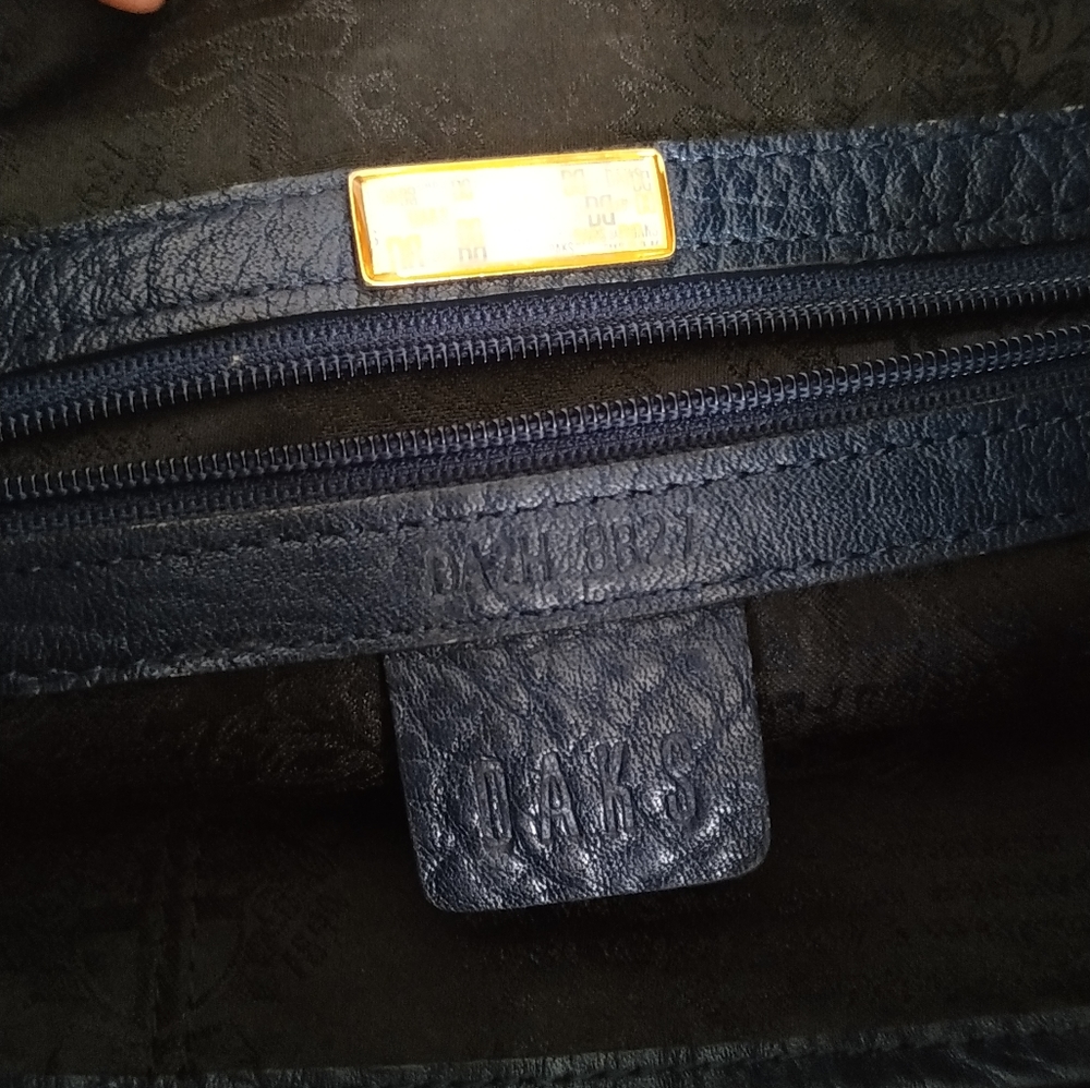 Daks Hobo Bag - Picture 13 of 16